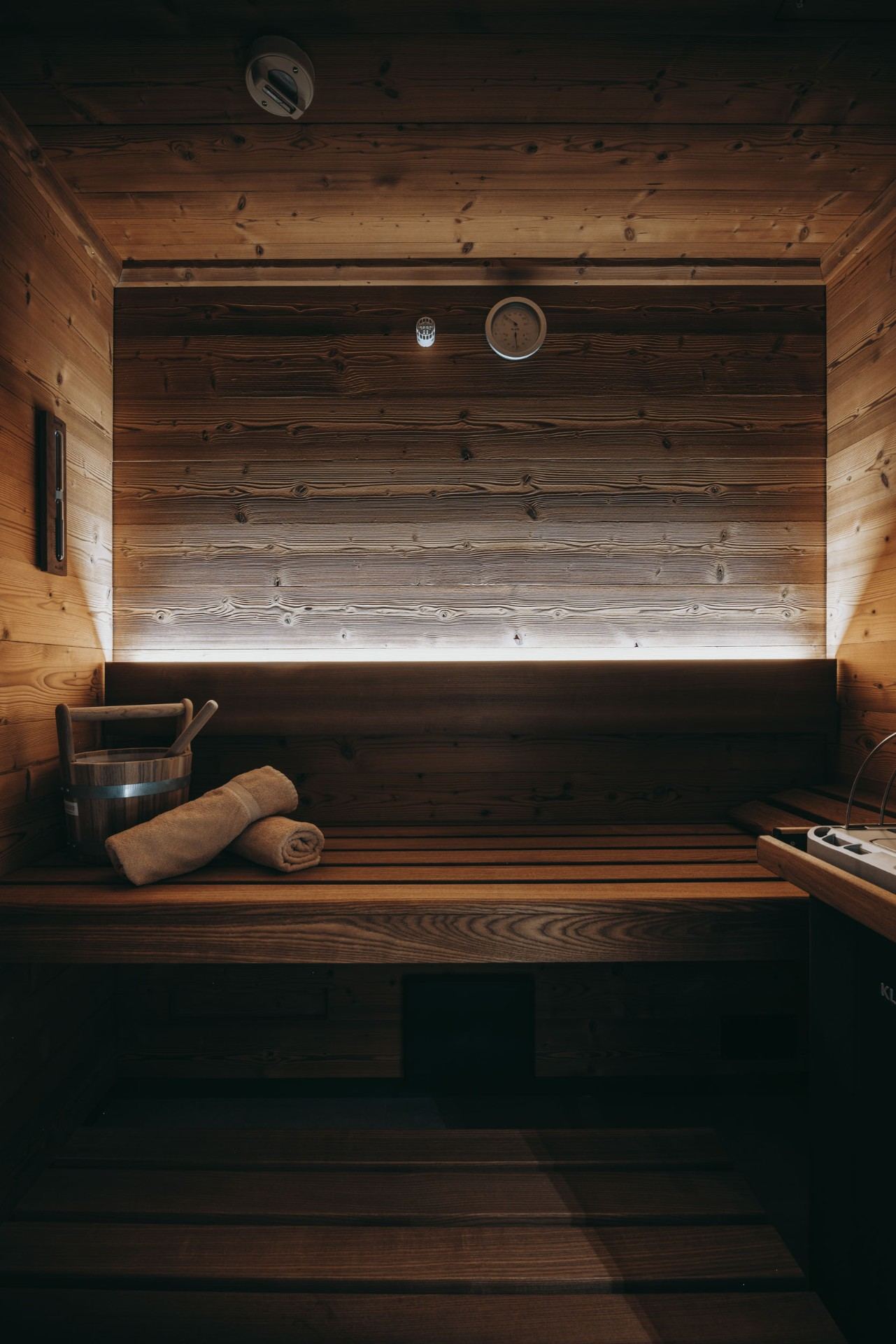 Baignoire îlot avec vue sur la montagne dans la salle de bain spa, Room N°1 Balma Lech