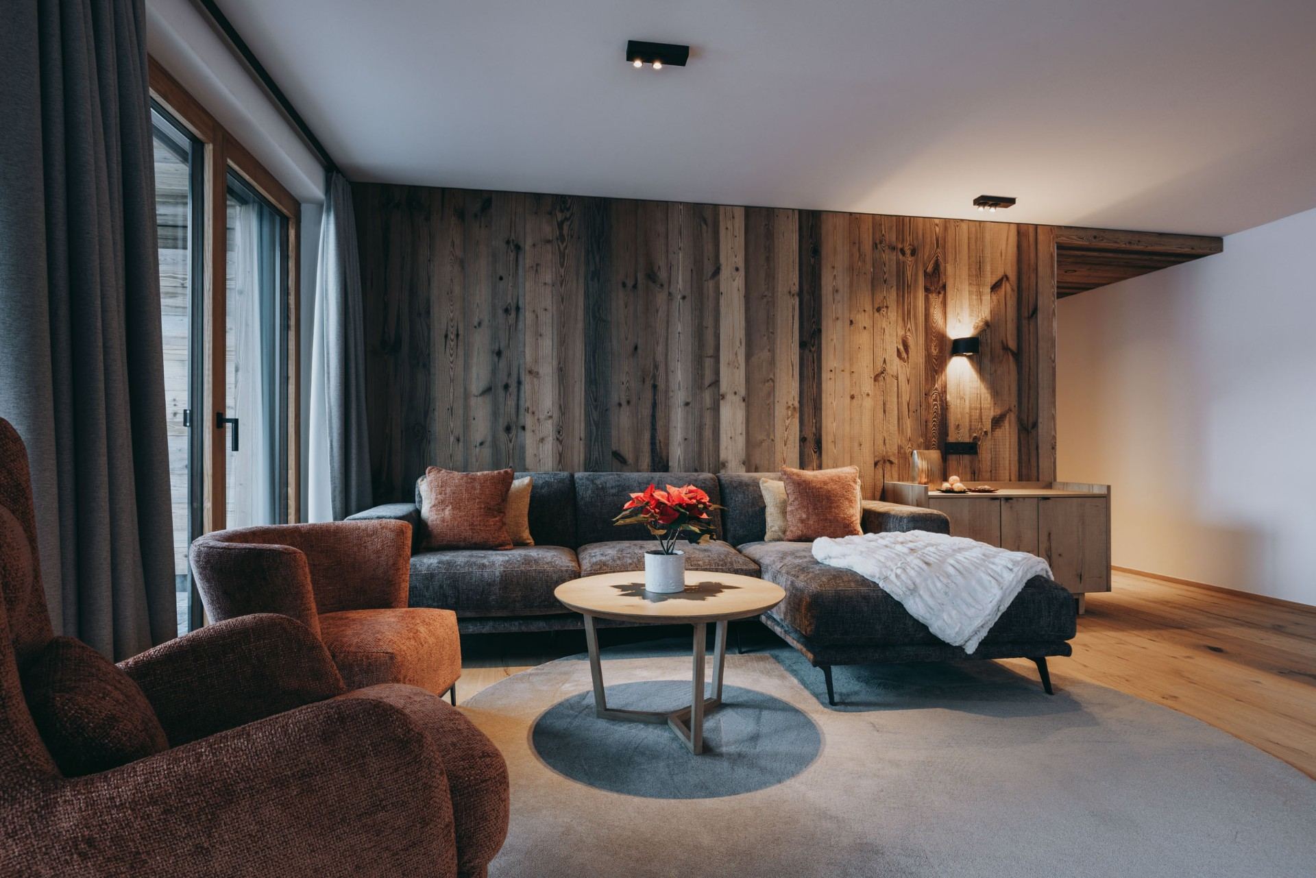 Eleganter Wohnbereich in Suite N°3